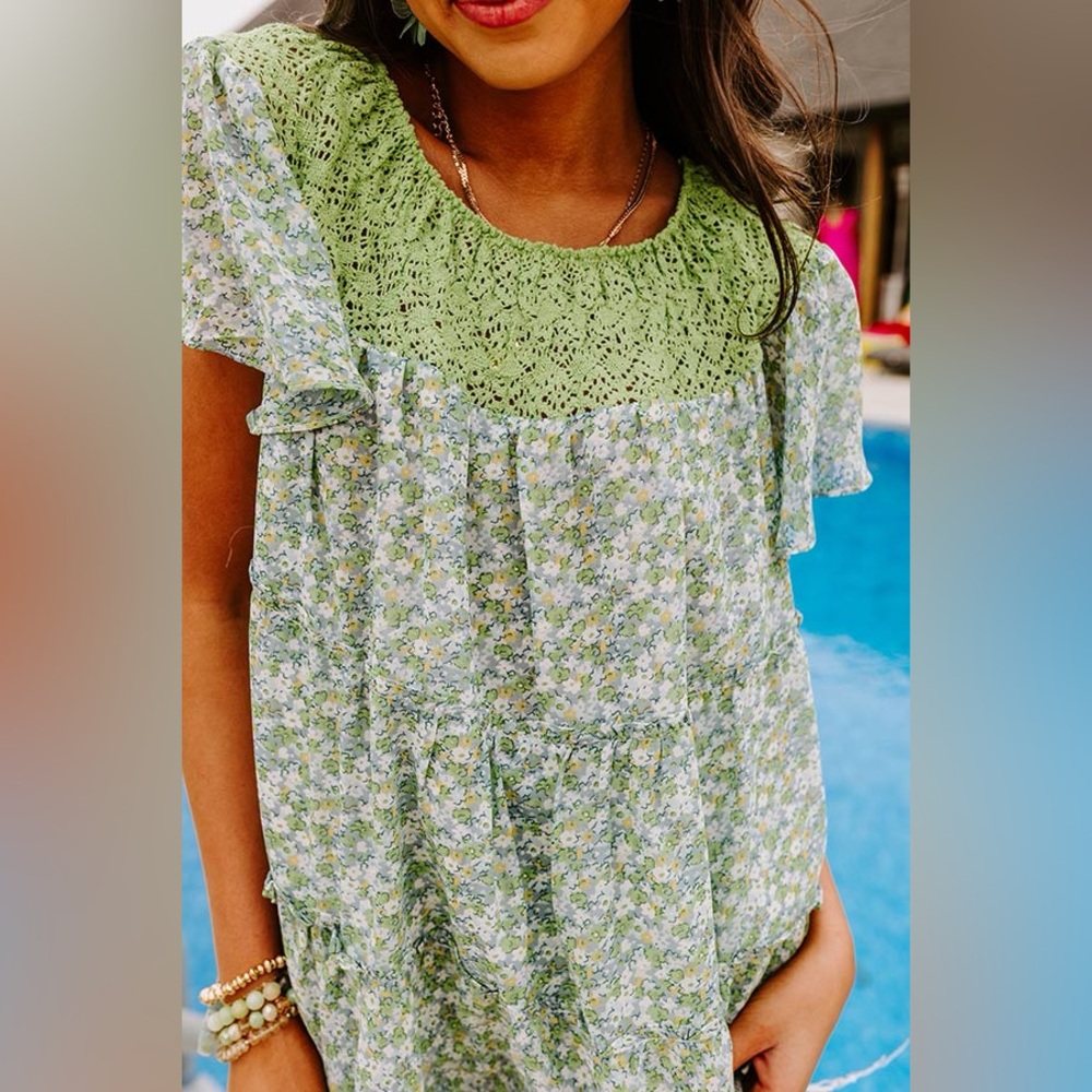 Impressions Green Floral Women's Blouse - Picture 3 of 6